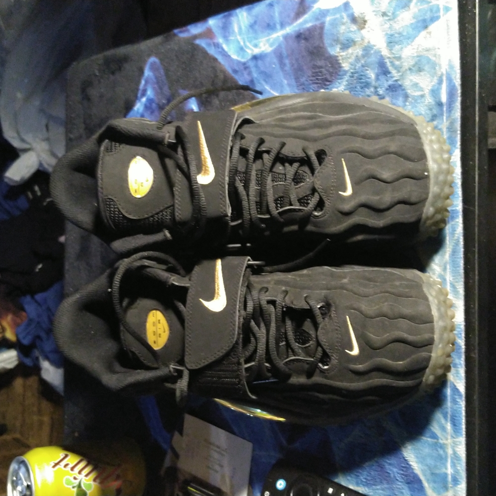 A1-Nike air zoom turf